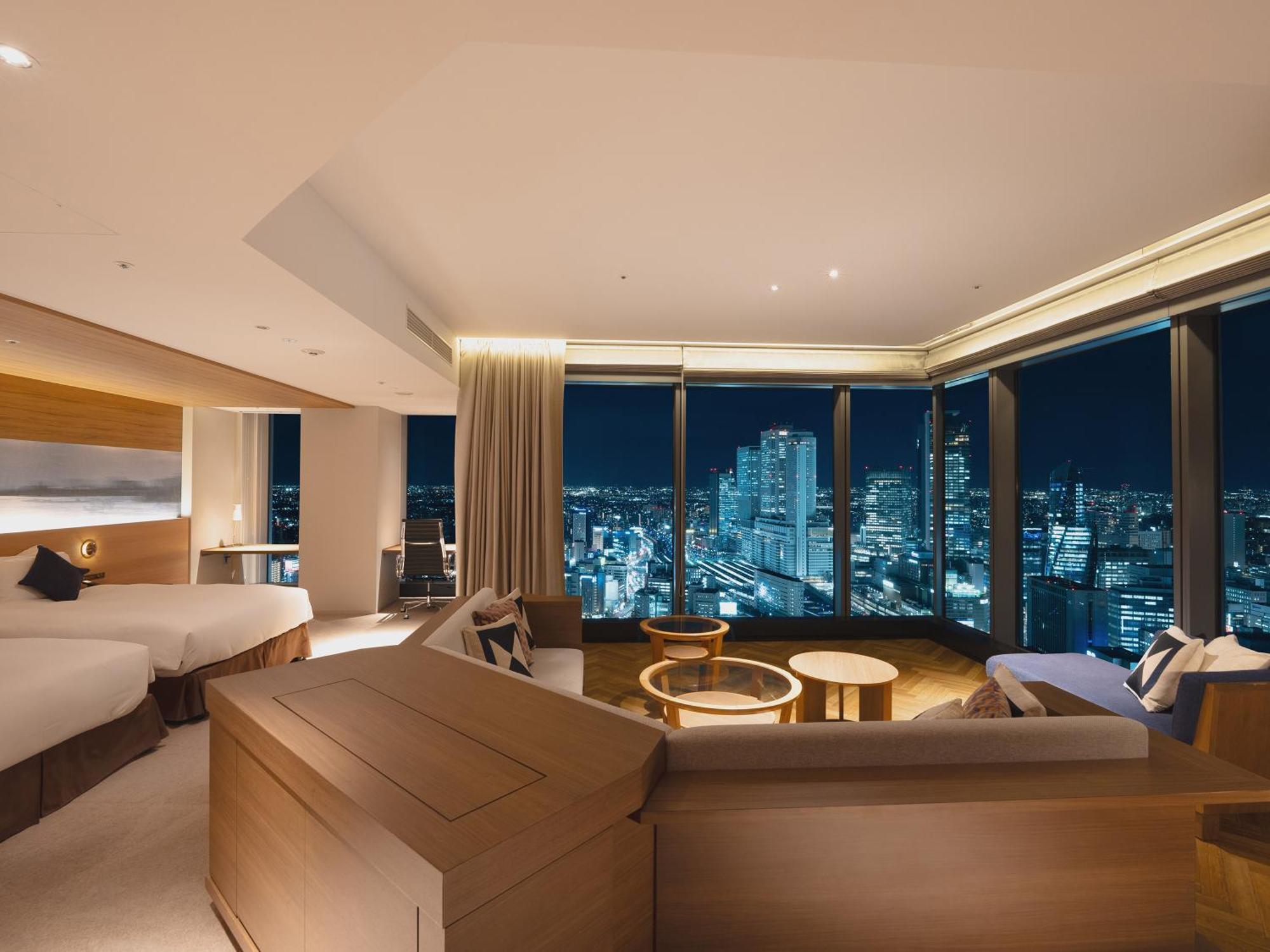Hotel Sky Tower 5*