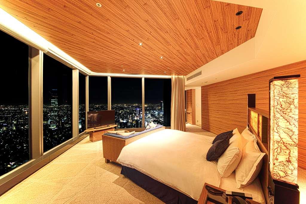 Sky Tower Hotel 5*