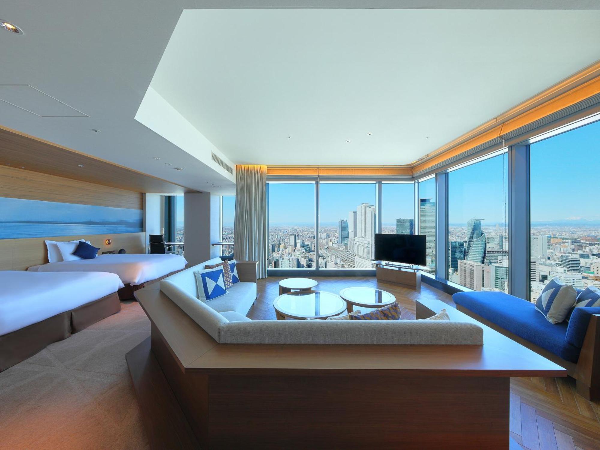 Hotel Sky Tower 5*